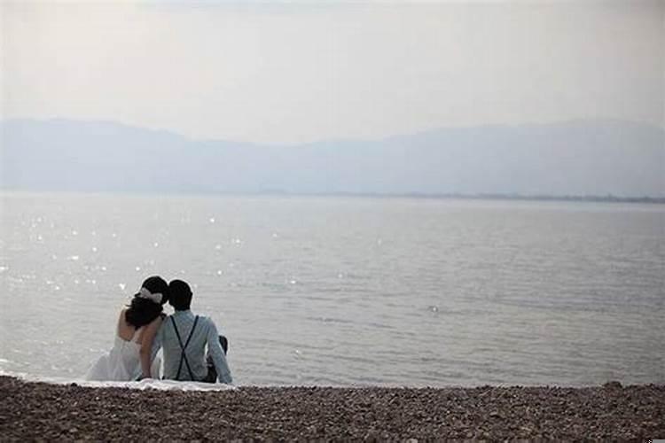 夫妻三观不正能长久吗