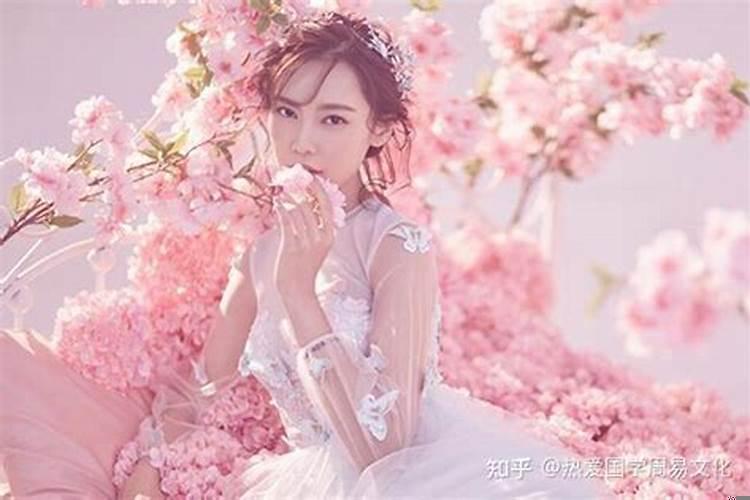 正缘桃花4朵代表什么