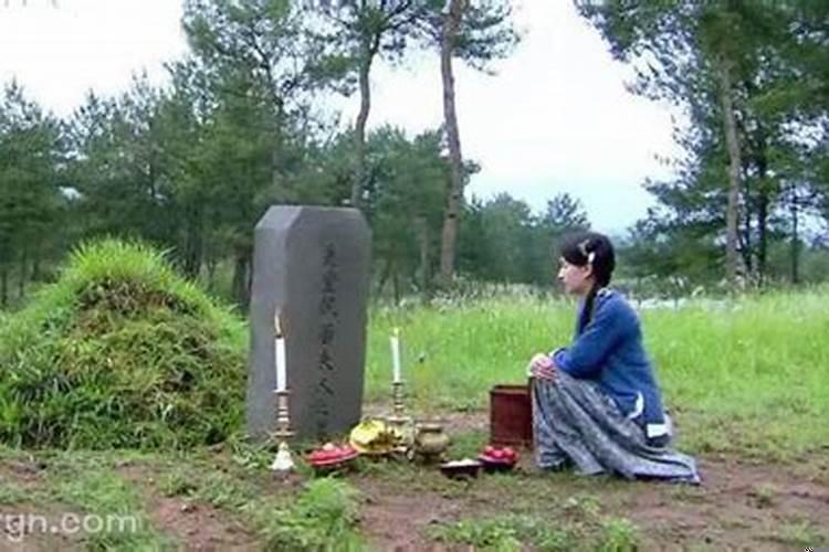 梦见抱个小男孩子好不好