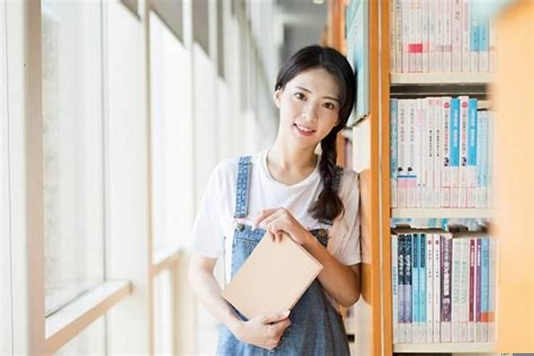 女同学梦见女同学