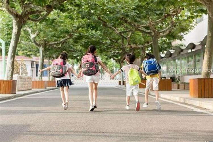 梦见去上学了是什么意思？梦到学校预示着什么预兆