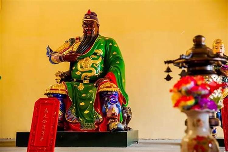 家里安什么神保家平安发财