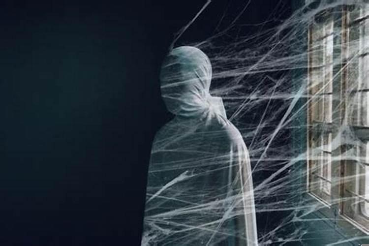为什么会形成梦境？梦见陌生人淹死我哭