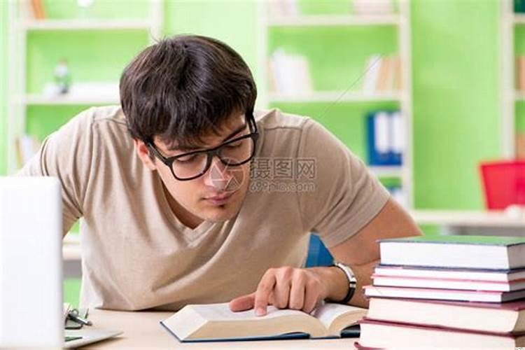 梦见家里来狗什么意思？梦见家里的狗是什么意思啊