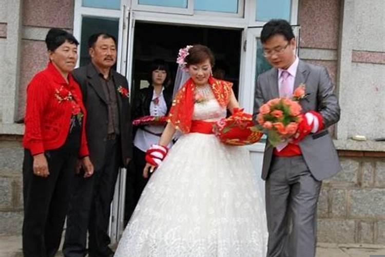 农村结婚说四句大全