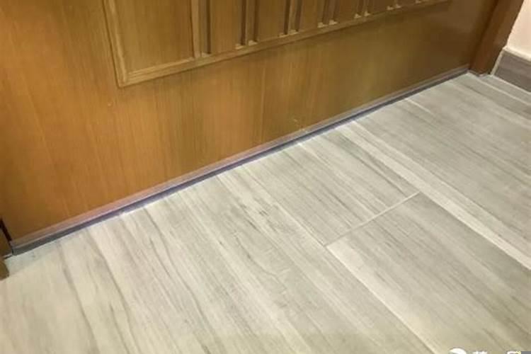 先安装门还是先铺地砖